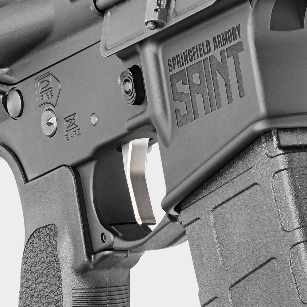 SAINT® VICTOR 5.56 AR-15 RIFLE